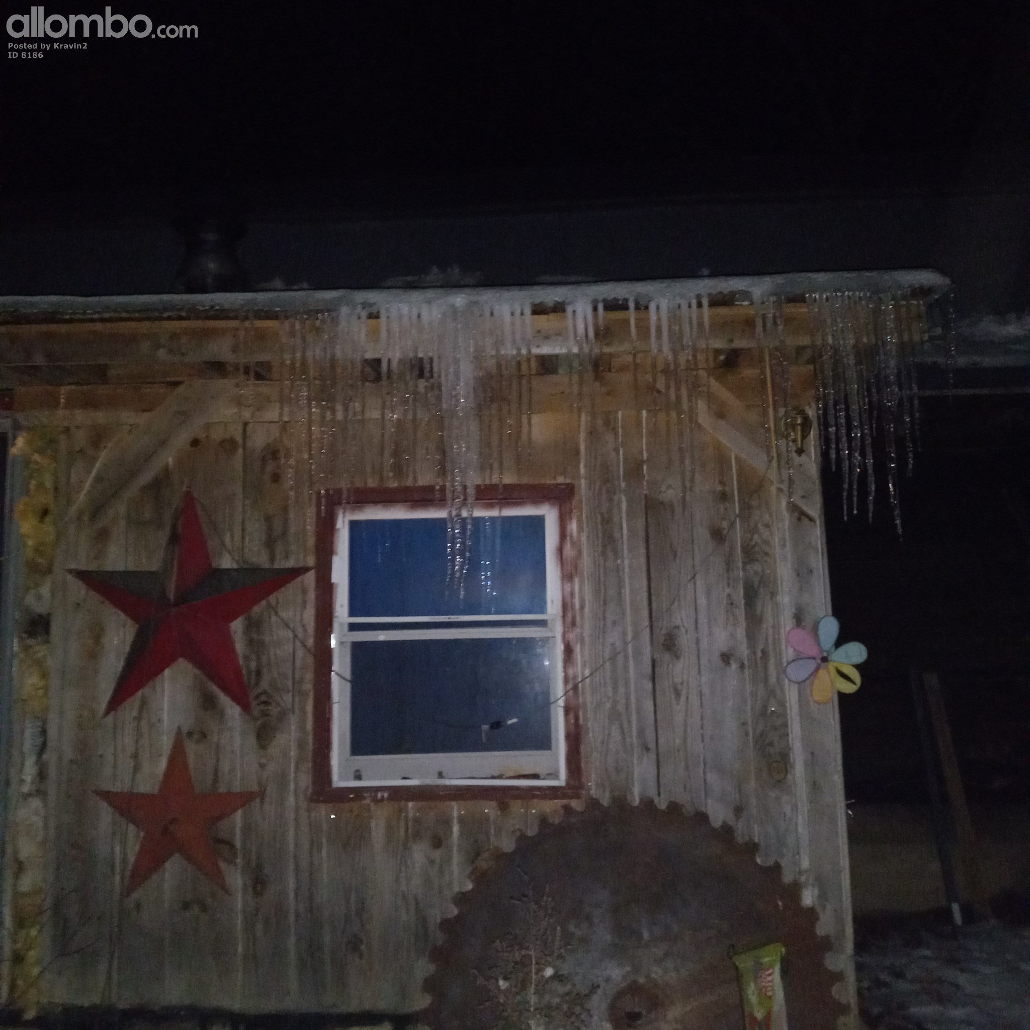 Watching icecyles  grow