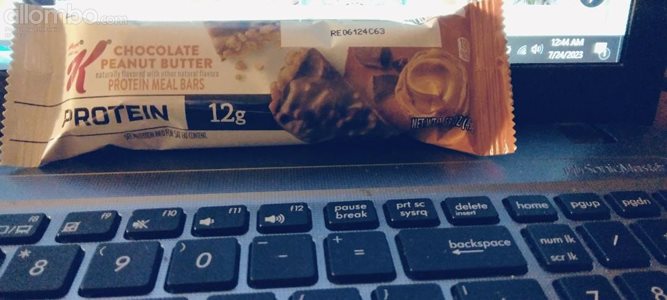 How about a protein bar. Does anyone else eat them and are they good for yo...
