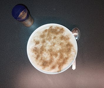 Mannagrynsgröt (semolina porridge/pudding) with cinnamonsugar