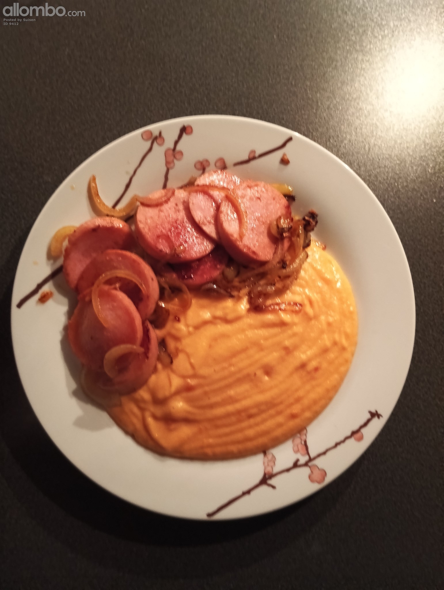 Sunshine pure (was supposed to be mash) with fried onion, garlic and faluko...