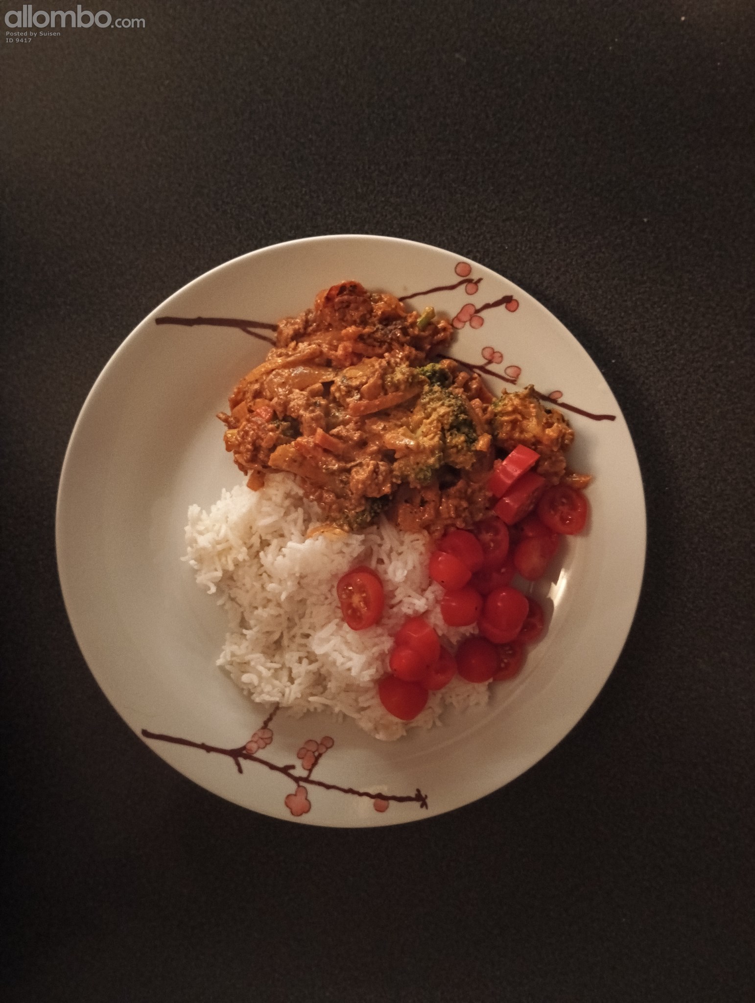 Serving, hot n sweet thai curry