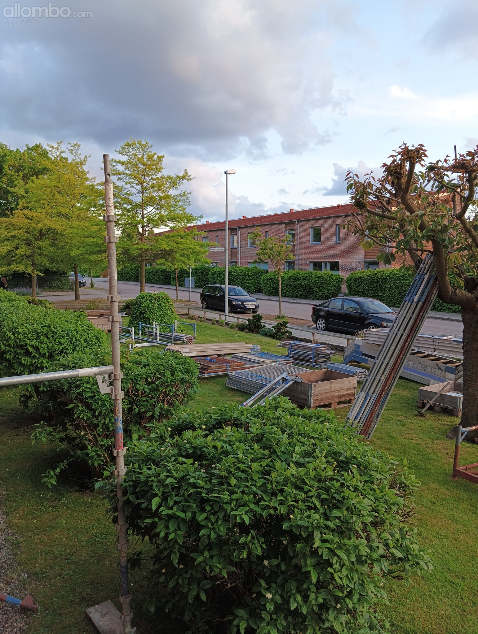 My apt building is only 3 floors