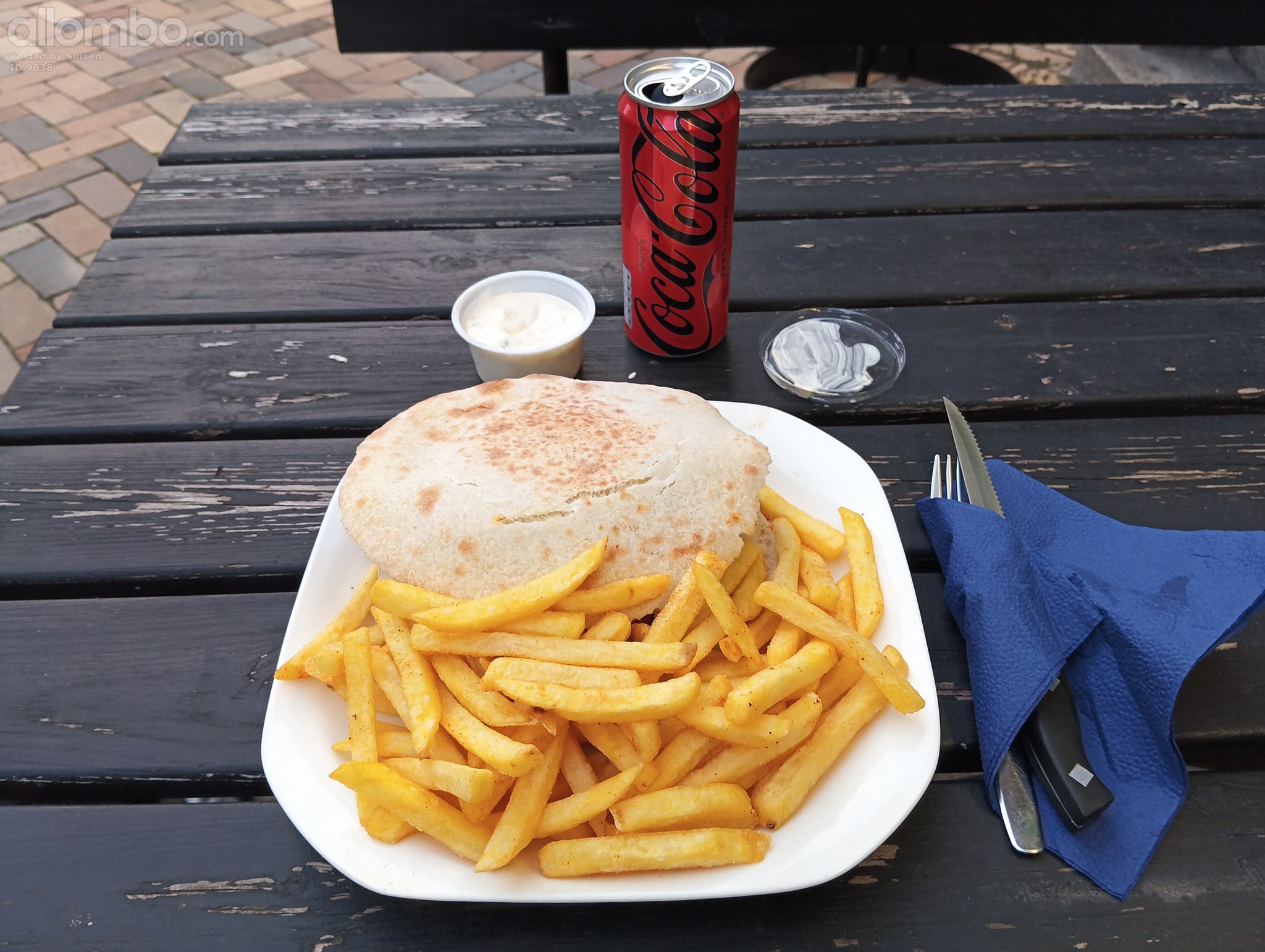 One of the worst burgers i had for years, the Paddy was ok, they had an own...